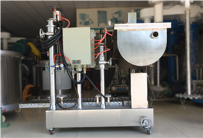 壓蓋機專門針對頻繁更換包裝規(guī)格的需要而設(shè)計，具有雙壓蓋功能(圖2)