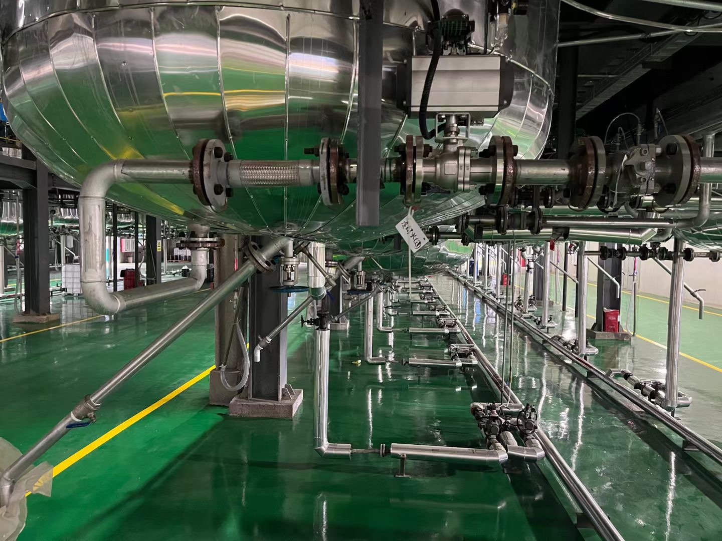 湖南 婁底 反應釜 及鋼結構平臺 管道及生產平臺EPC(圖9)