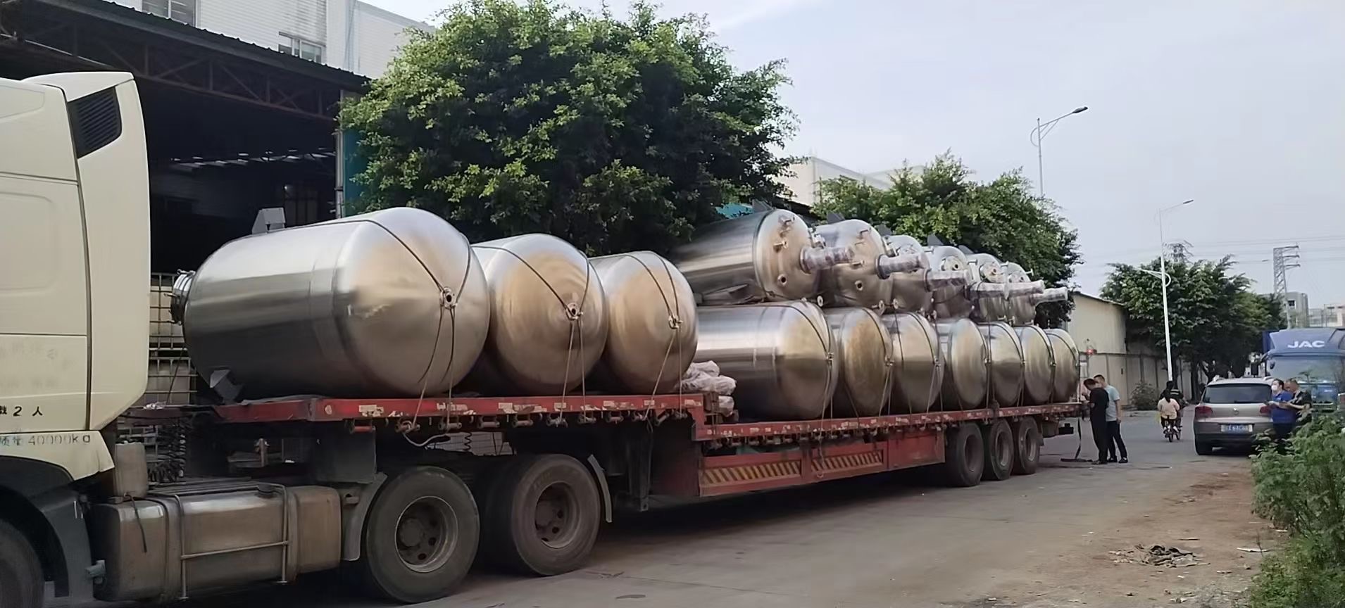 發往 迪拜 阿聯酋 化工反應釜攪拌釜 及配套設備采購(圖11)