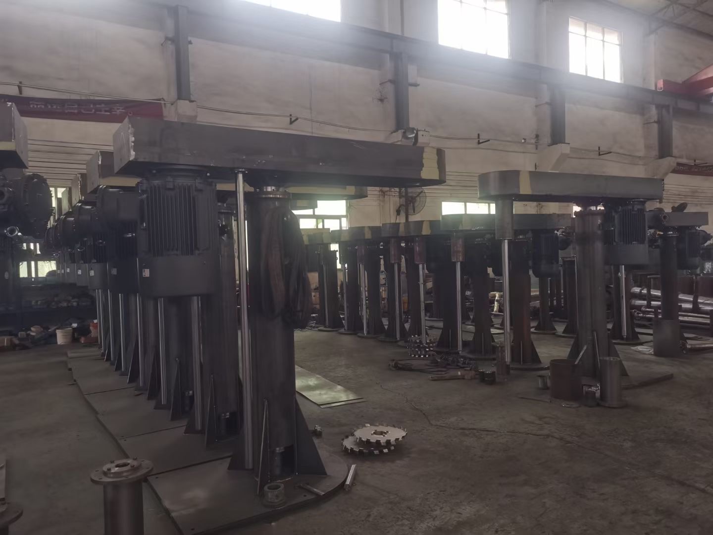 發(fā)往 迪拜 阿聯(lián)酋 高速分散機 及蝶式攪拌機采購項目(圖6)